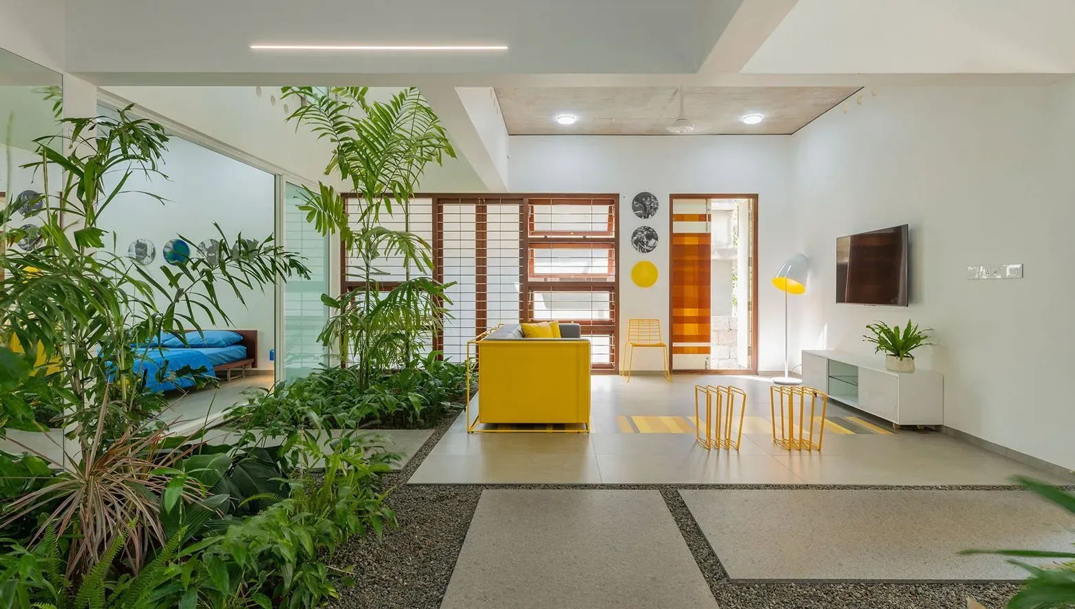 biophilic-home-in-urban-india